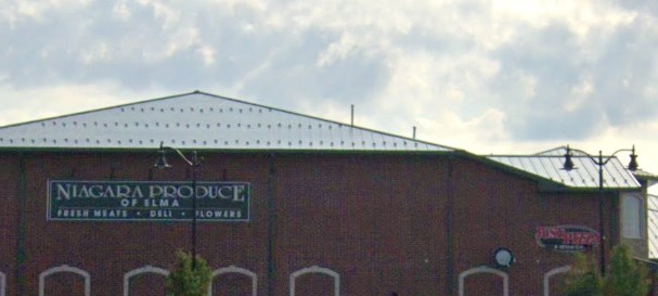 Pizza takeout inside Niagara Produce in Elma, NY
