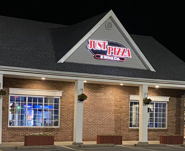 Pizzeria on Bowen Road in Elma, NY